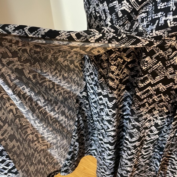 Apt. 9 Womens XL Petite PXL Black White Gray Mock Wrap Dress Stretchy - Picture 5 of 11